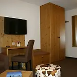 Hotel Olympic - Montana Center 3*