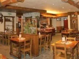 Hotell Olympic - Montana Center 3*