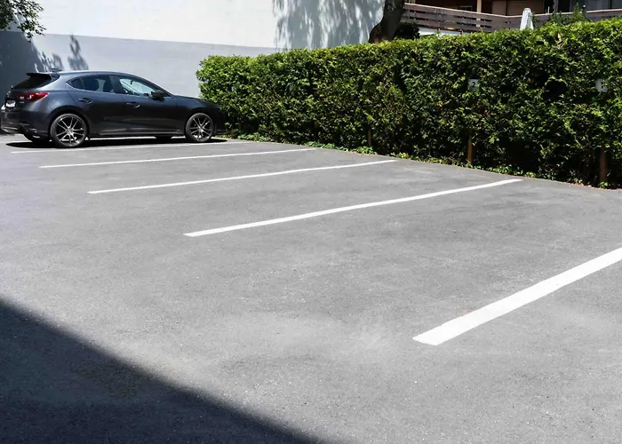 Olympic - Montana Center Hotell Crans-Montana